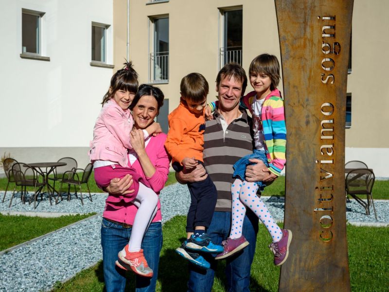 Famiglia-Paganini-Chasa-Fent-Sent